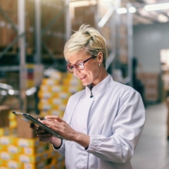 Операционная деятельность в логистике + Складская логистика и управление рисками в товарно-складской логистике