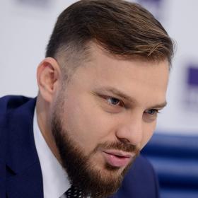 Александр Кнобель
