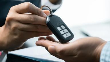 kak-snyat-zalog-s-avtomobilya