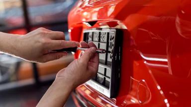 Можно ли снять с учета машину в залоге или поставить на учет в ГИБДД