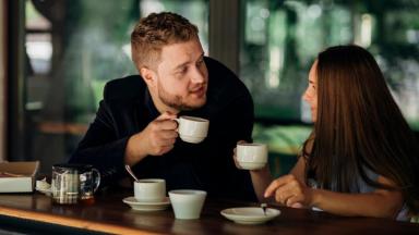 top-voprosov-kotorye-mozhno-zadat-parnyu