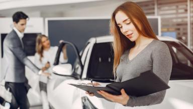 Договор купли-продажи автомобиля с залогом: особенности оформления, образец