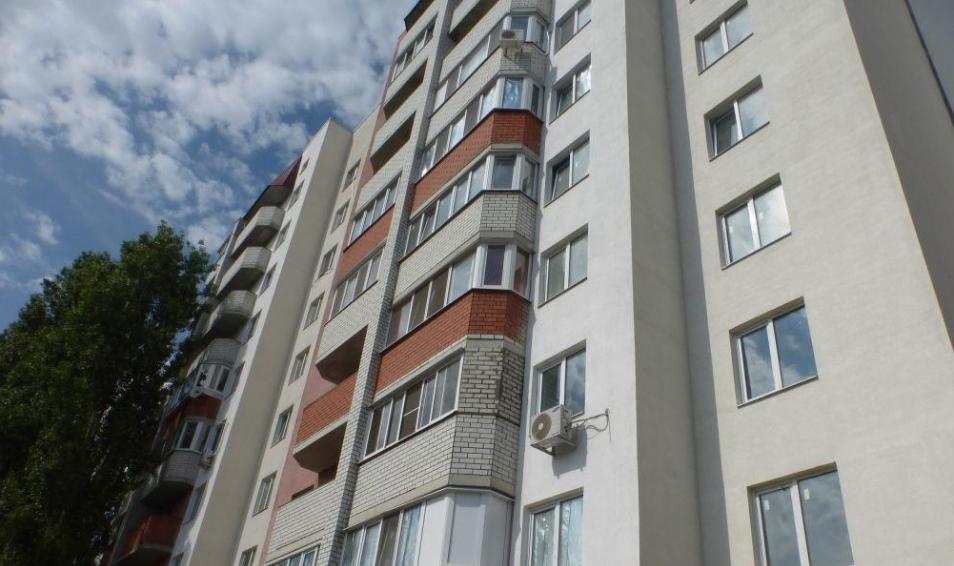 по ул. Пономарева