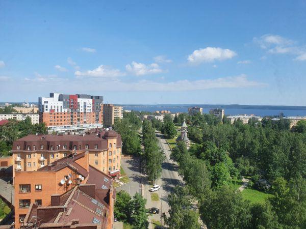 Первомайский