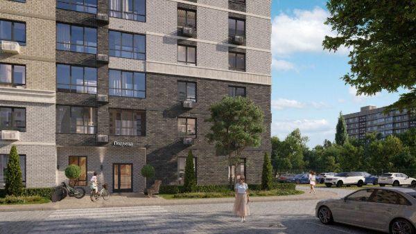 По ул. Хлыновская, 21