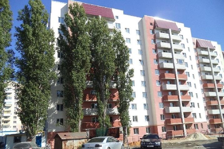 по ул. Пономарева