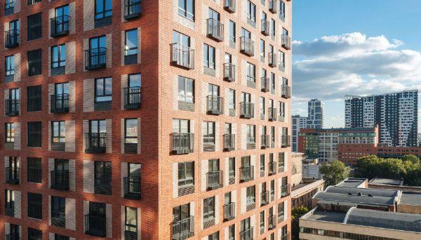 Красноказарменная 15