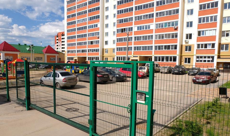 по ул. Песоченская, 8