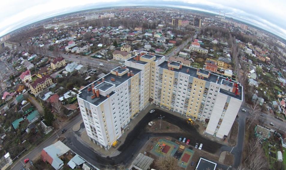 по ул. Красина, 1