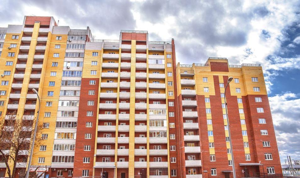 по ул. Горького 83