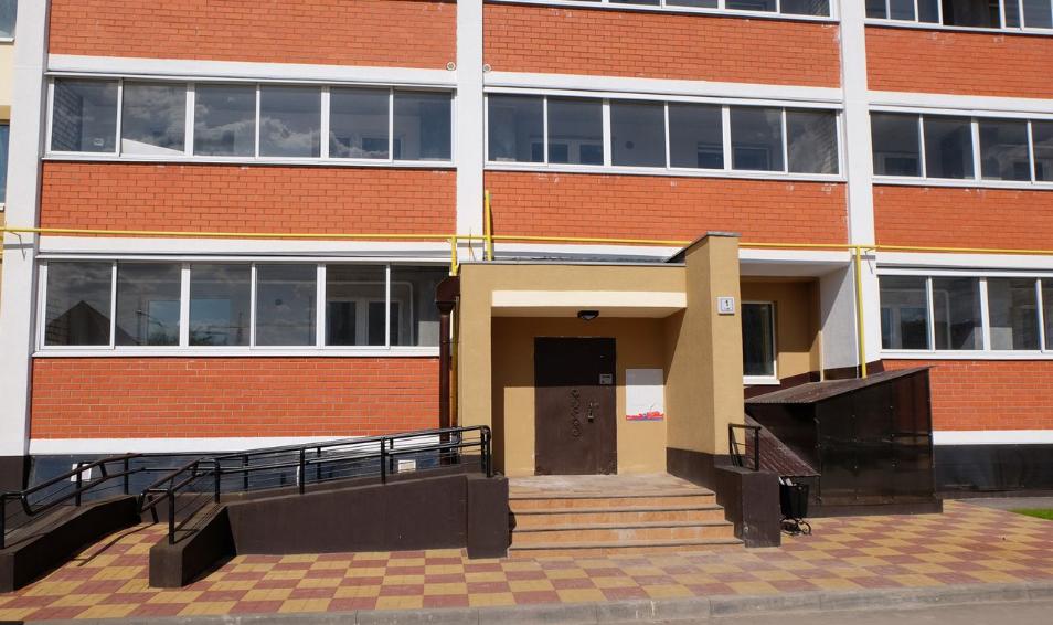 по ул. Песоченская, 8