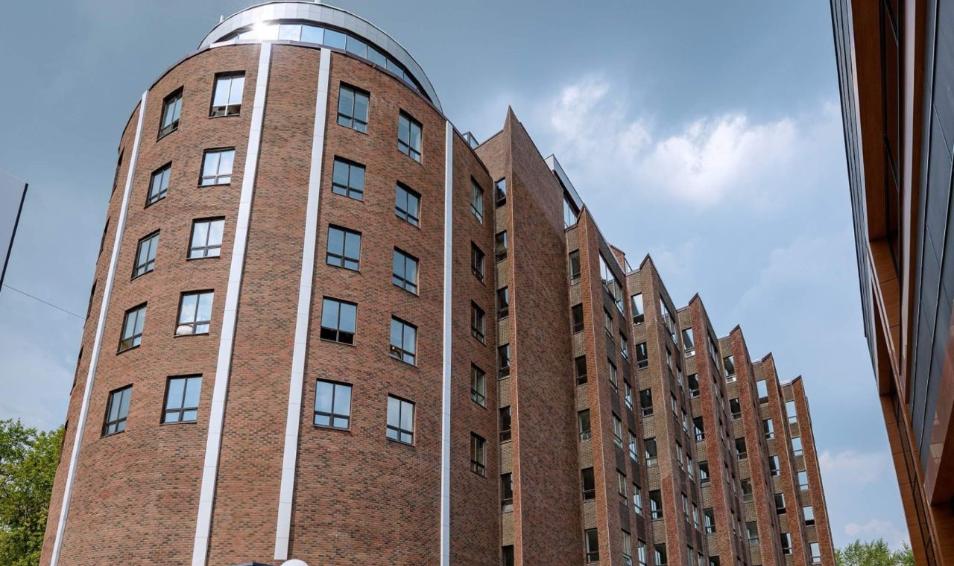 RIVERDALE APARTMENTS (Ривердейл Апартаментс)