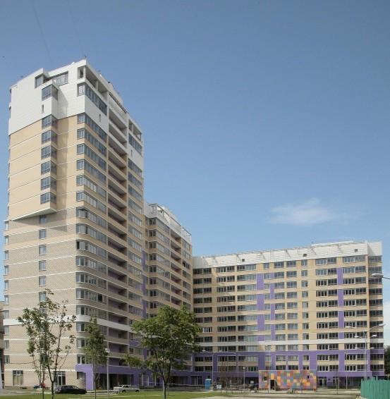 На ул. Мельникова