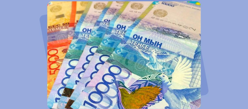 Финансист рассказал, когда начнётся девальвация тенге