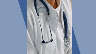 Врачам меняют зарплаты: фиксированная часть вырастет до 50%