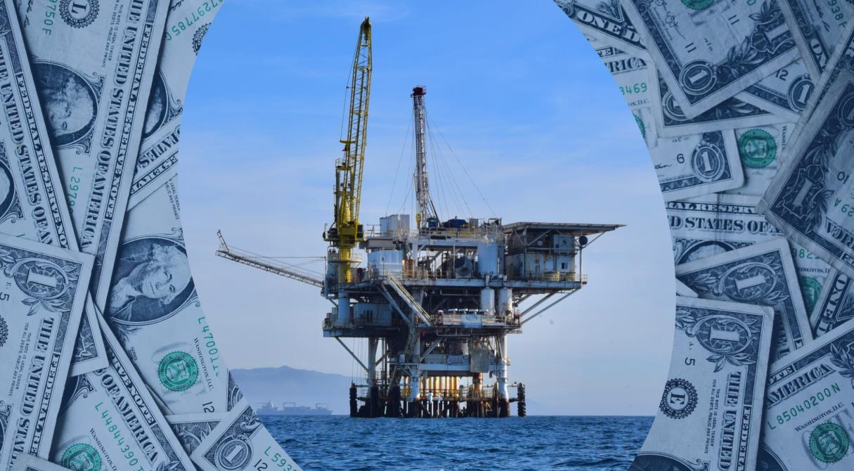 Доходы от нефти снова направят в ФНБ. Как это скажется на курсе доллара?