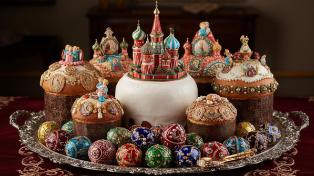 Как к Пасхе разгоняют цены: откуда берутся куличи за 100 000 рублей