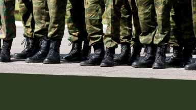 Выплаты военнослужащим проиндексируют на 4%