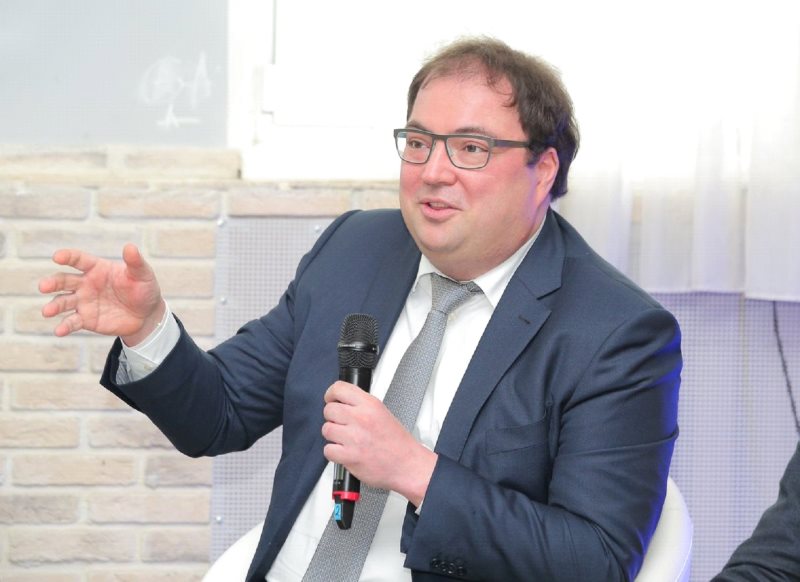 Как разместить свое заявление на сайте для работы в России
